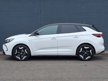 Used Vauxhall Grandland 2023 for sale - 78129112: Photo