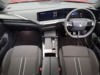 Used Vauxhall Astra 2024 for sale - 76431581: Photo