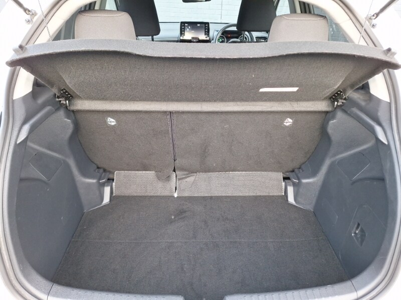 Used Toyota Yaris 2022 for sale - 76860725: Photo 8