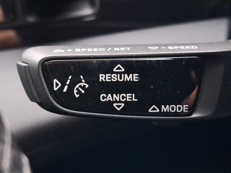 Used Porsche Taycan 2022 for sale - 76335607: Photo 18