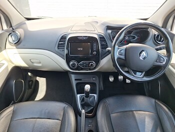 Used Renault Captur 2019 for sale - 78480544: Photo
