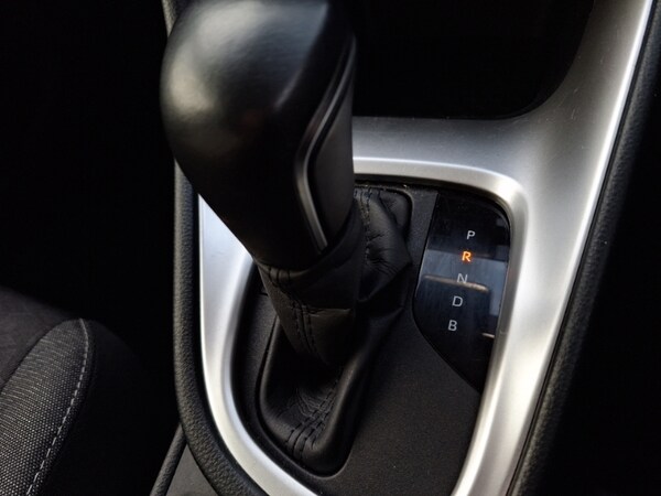 Used Toyota Yaris 2022 for sale - 76325510: Photo 19