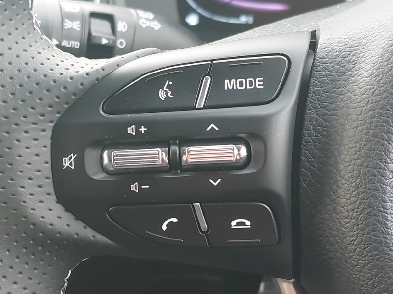 Used Kia Stonic 2025 for sale - 77206075: Photo 12