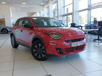 Used Fiat 600 2025 for sale - 76475483: Photo