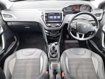 Used Peugeot 2008 2016 for sale - 78243690: Photo