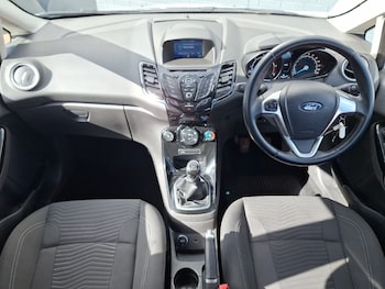 Used Ford Fiesta 2016 for sale - 78647394: Photo