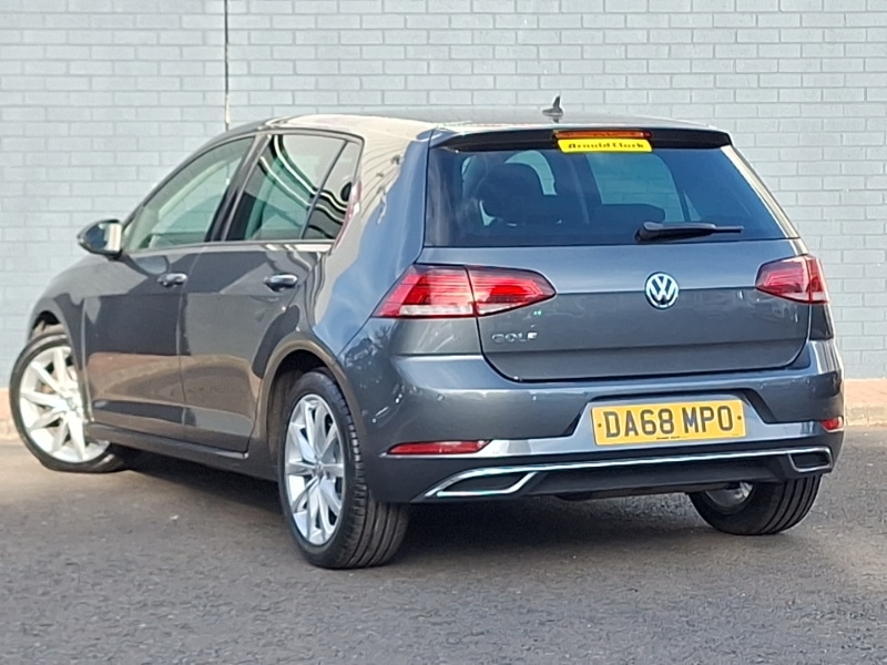 Used Volkswagen Golf 2018 for sale - 76294131: Photo 3