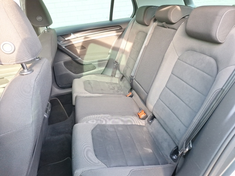 Used Volkswagen Golf 2018 for sale - 76294131: Photo 6