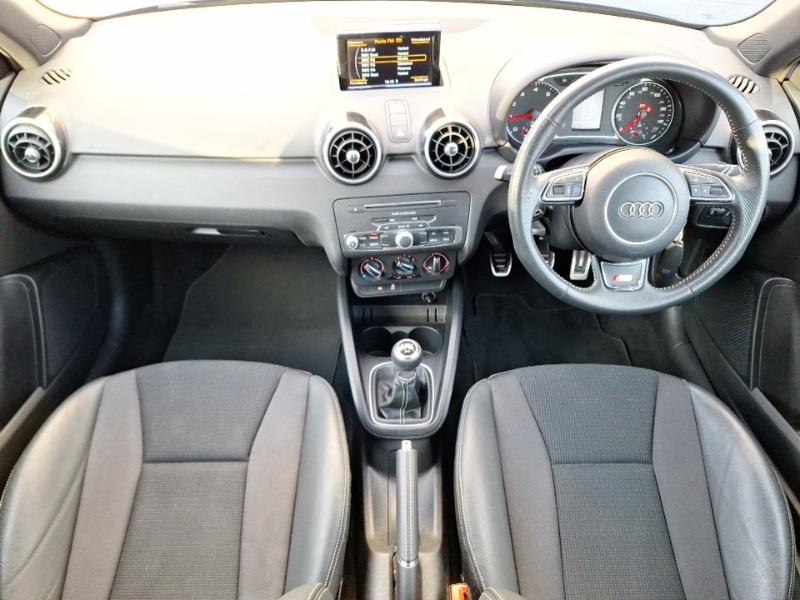 Used Audi A1 2018 for sale - 76537107: Photo 2