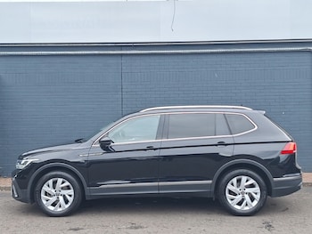 Used Volkswagen Tiguan Allspace 2023 for sale - 79543343: Photo