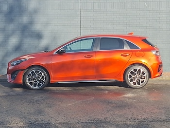 Used Kia Ceed 2022 for sale - 76506560: Photo