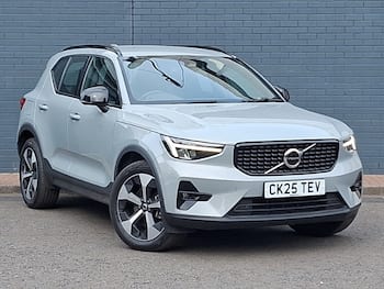 Used Volvo XC40 2025 for sale - 79642060: Photo