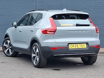 Used Volvo XC40 2025 for sale - 79642060: Photo