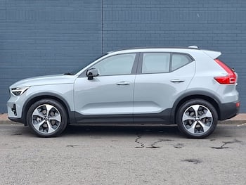 Used Volvo XC40 2025 for sale - 79642060: Photo