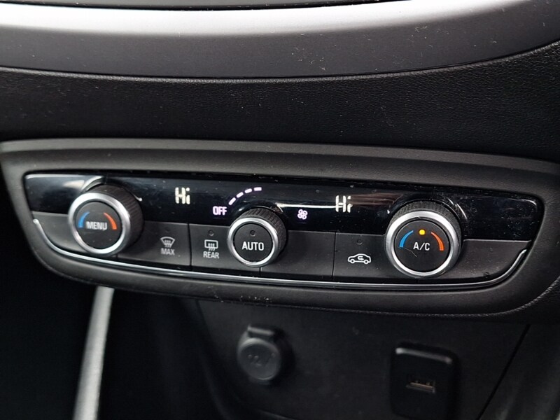 Used Vauxhall Crossland X 2019 for sale - 78140075: Photo 11