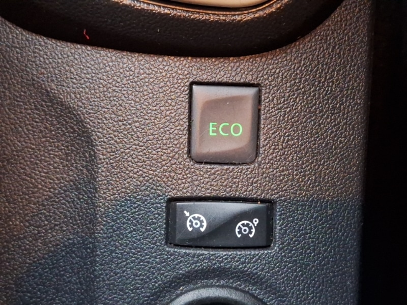 Used Renault Captur 2019 for sale - 76889284: Photo 17