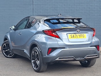 Used Toyota C-HR 2021 for sale - 79573313: Photo