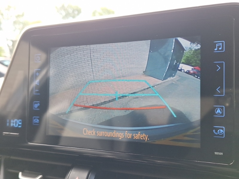 Used Toyota C-HR 2018 for sale - 76455777: Photo 17