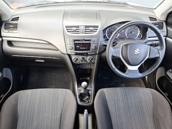 Used Suzuki Swift 2017 for sale - 75518624: Photo
