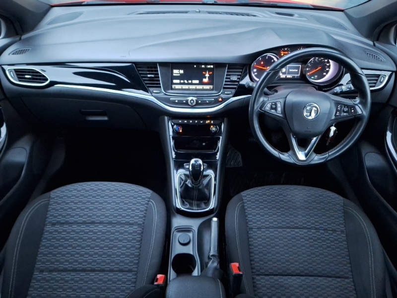 Used Vauxhall Astra 2016 for sale - 76834138: Photo 2