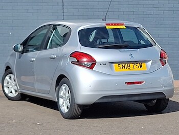 Used Peugeot 208 2018 for sale - 75645412: Photo