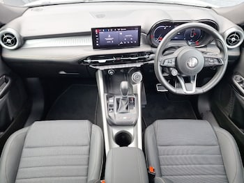 Used Alfa Romeo Tonale 2023 for sale - 79025401: Photo