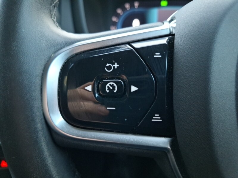 Used Volvo V60 2022 for sale - 76834137: Photo 17