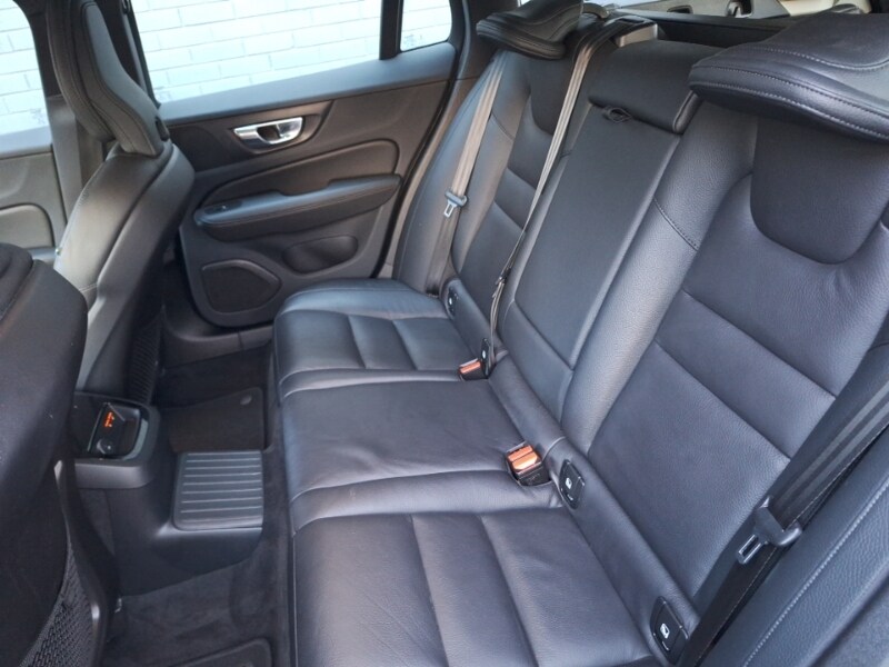Used Volvo V60 2022 for sale - 76834137: Photo 6