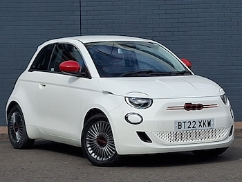 2022 - 70kW Red 24kWh 3dr Auto