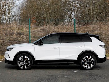 Used Vauxhall Grandland 2025 for sale - 75240877: Photo
