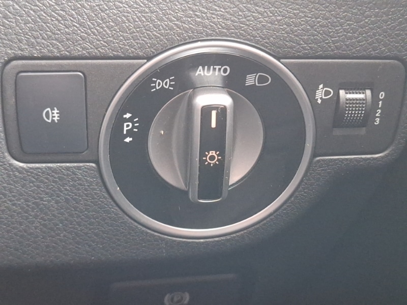 Used Mercedes-Benz A-Class 2018 for sale - 77663789: Photo 14