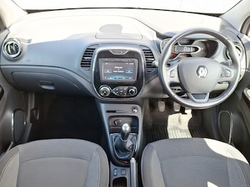 Used Renault Captur 2016 for sale - 78700161: Photo