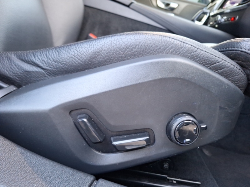 Used Volvo V60 2022 for sale - 76853973: Photo 13