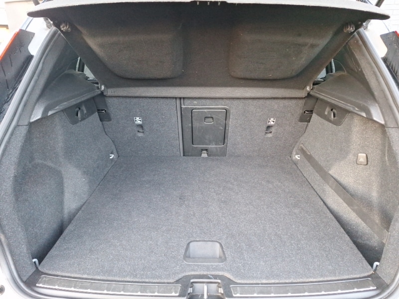 Used Volvo XC40 2019 for sale - 76763590: Photo 8