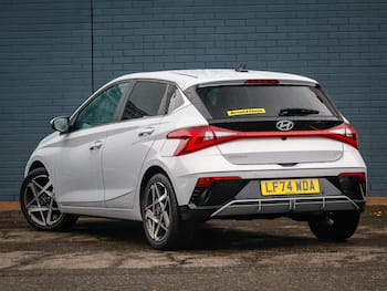 Used Hyundai i20 2024 for sale - 79748636: Photo