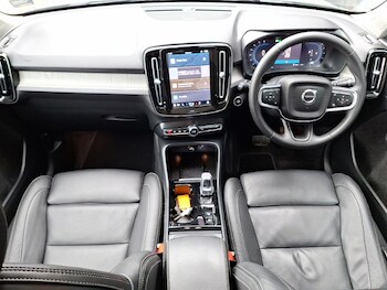 Used Volvo XC40 2024 for sale - 77694858: Photo