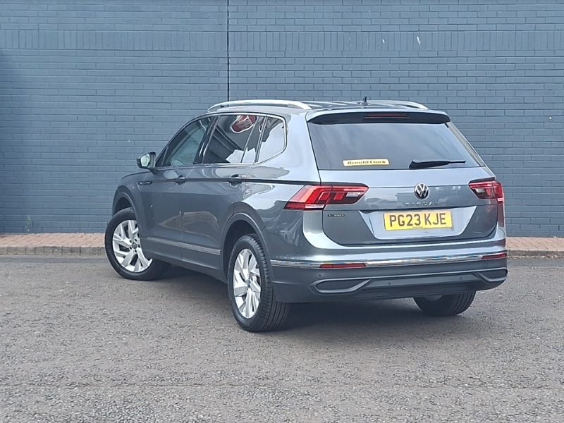 Used Volkswagen Tiguan Allspace 2023 for sale - 76052602: Photo 3