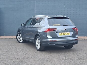 Used Volkswagen Tiguan Allspace 2023 for sale - 76052602: Photo 3