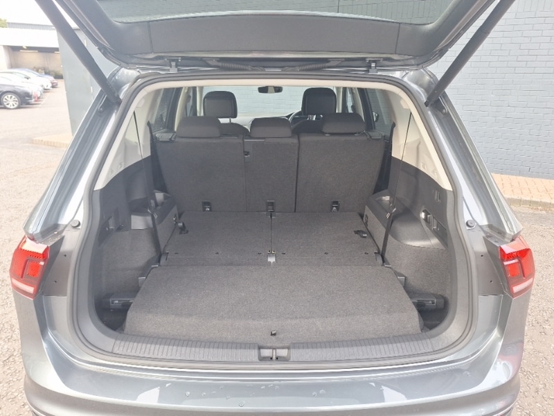 Used Volkswagen Tiguan Allspace 2023 for sale - 76052602: Photo 8