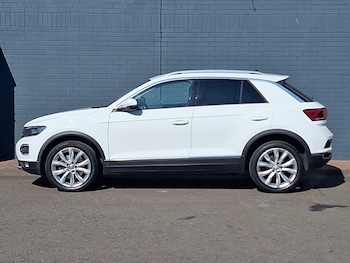Used Volkswagen T-Roc 2018 for sale - 78424919: Photo