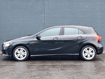 Used Mercedes-Benz A-Class 2017 for sale - 77325116: Photo