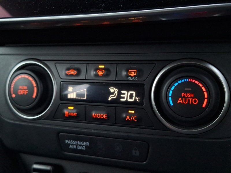 Used Nissan Leaf 2022 for sale - 76839001: Photo 11