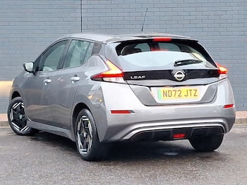 Used Nissan Leaf 2022 for sale - 76839001: Photo