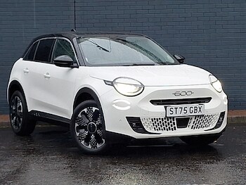 Used Fiat 600 2025 for sale - 76566788: Photo