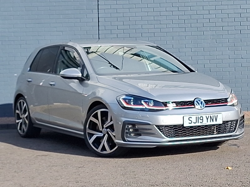 Used Volkswagen Golf 2019 for sale - 76484036: Photo 1