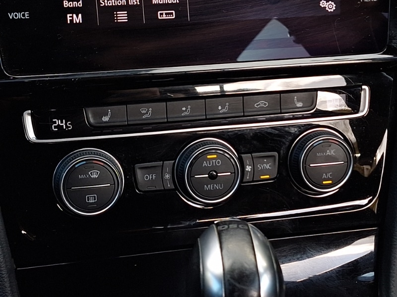 Used Volkswagen Golf 2019 for sale - 76484036: Photo 11