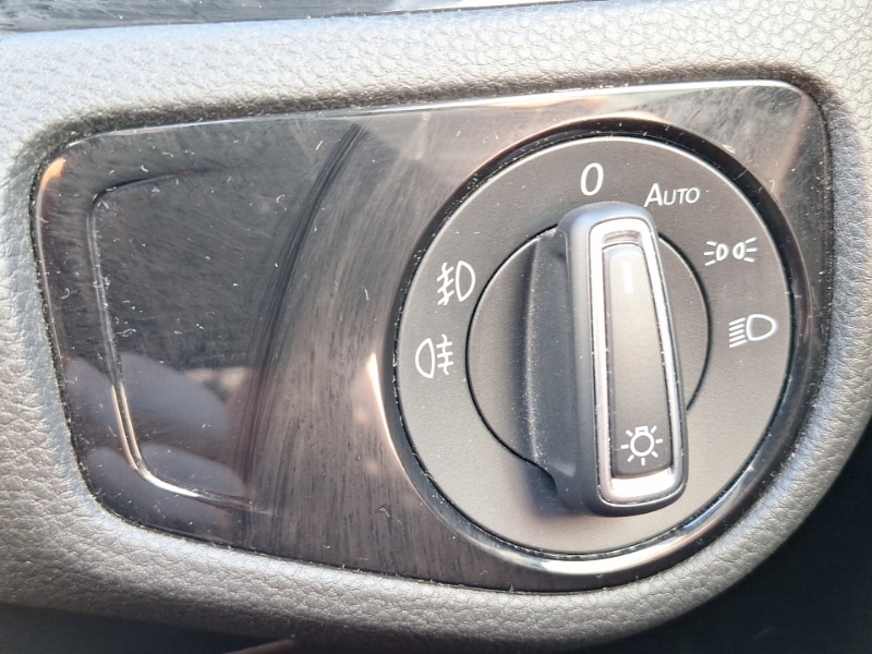 Used Volkswagen Golf 2019 for sale - 76484036: Photo 13