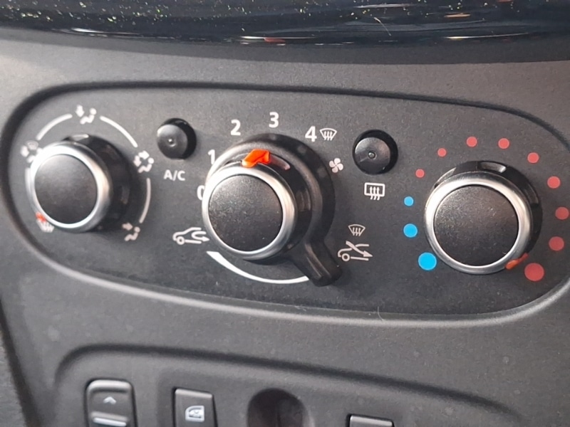 Used Dacia Sandero Stepway 2020 for sale - 76493124: Photo 11