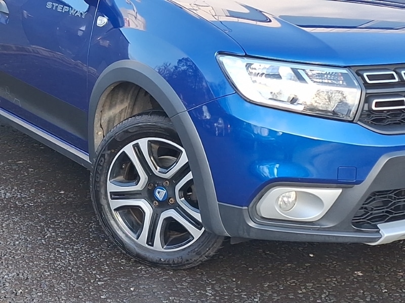 Used Dacia Sandero Stepway 2020 for sale - 76493124: Photo 9