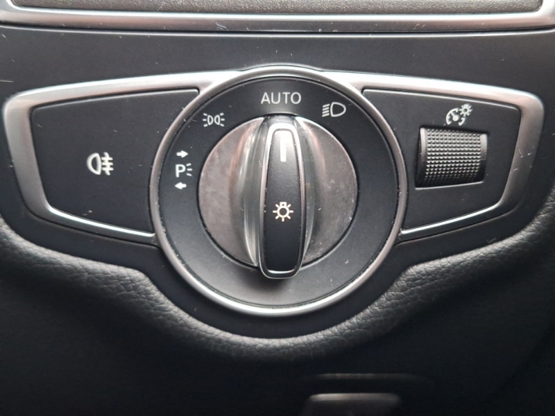 Used Mercedes-Benz C Class 2018 for sale - 76707746: Photo 16